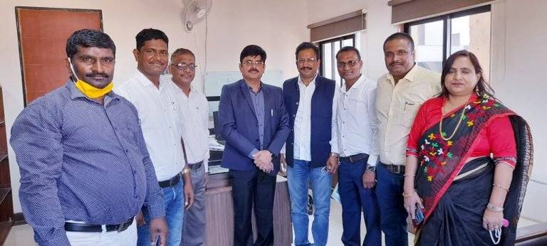 छत्तीसगढ़ टीचर्स एसोसिएशन विभिन्न मांगो को लेकर डीपीआई से की चर्चा