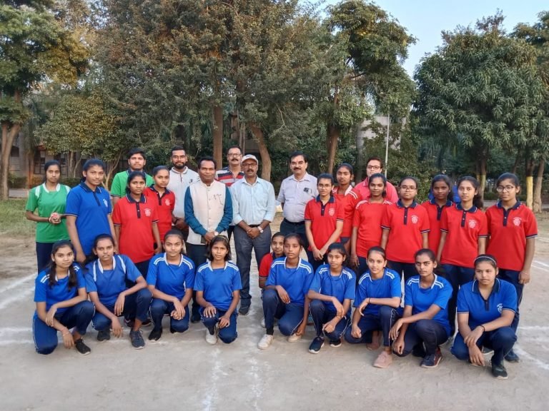 जेएनव्ही के फिट इंडिया कार्यक्रम में कलेक्टर श्री एल्मा ने की शिरकत