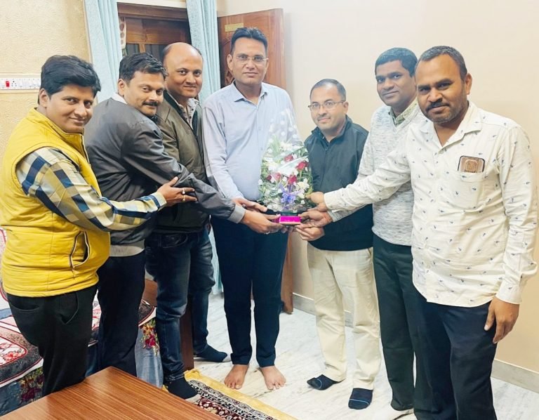 माहेश्वरी समाज धमतरी का चुनाव सम्पन्न, राजेन्द्र माहेश्वरी अध्यक्ष व गोविंद गांधी सचिव 