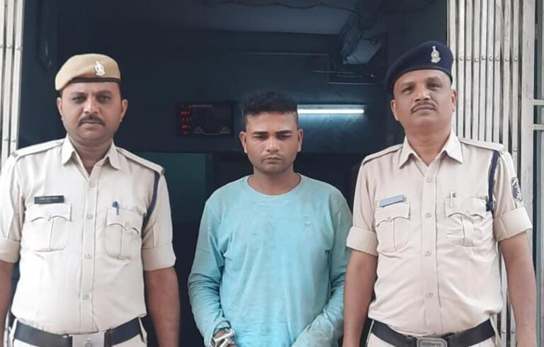 अश्लील वीड़ियो बनाकर वायरल करने की धमकी देने वाले आरोपी को किया गया गिरफ्तार