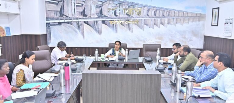  प्रधानमंत्री जनमन योजना के तहत अधिकारी जिम्मेदारी से कार्य करें-कलेक्टर