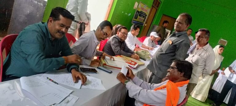नजूल शिविर में 61 हजार 738 रूपये की गई वसूली