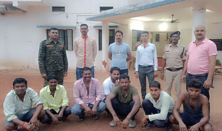 जुआ खेलते 7 आरोपियों के विरुद्ध कार्यवाही