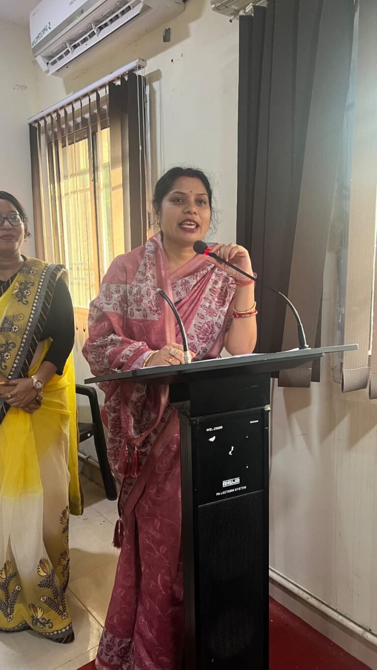 कृषि विज्ञान केंद्र संबलपुर में आयोजित किसान सम्मान निधि कार्यक्रम में पहुंची पूर्व विधायक रंजना साहू