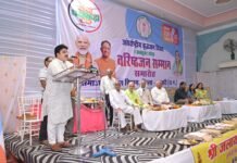 धमतरी में अंतर्राष्ट्रीय वृद्धजन दिवस पर 200 बुजुर्ग हुए सम्मानित