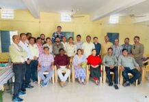 आवारा कुत्तों की निगरानी करेंगे शिक्षक सरकारी आदेश पर मचा बवाल