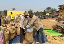 धमतरी जिले में धान खरीदी ने पकड़ी रफ्तार — 21,660 किसानों से 10 लाख क्विंटल से अधिक धान उपार्जित