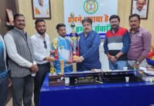 धमतरी के लाल ने एशिया में लहराया तिरंगा