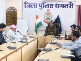 एसपी धमतरी के निर्देश पर एएसपी ने ली प्राइवेट एंबुलेंस संचालकों की संयुक्त बैठक – फिटनेस व निर्धारित मानकों का पालन अनिवार्य