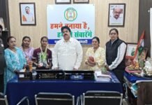 संघर्ष से शिखर तक: चंचल सोनी की ऐतिहासिक जीत पर महापौर रामू रोहरा ने किया सम्मान