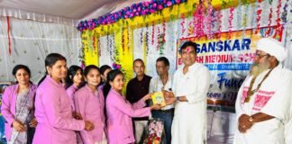 संस्कार इंग्लिश मीडियम स्कूल, संबलपुर के वार्षिक उत्सव में शामिल हुए धमतरी विधायक ओंकार साहू