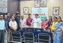 बांसपारा वार्ड आस्था नगर के रहवासियों ने महापौर से की सौजन्य मुलाकात, नाली व सड़क निर्माण की रखी मांग