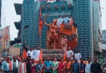 छत्रपति शिवाजी महाराज जयंती पर महापौर ने किया माल्यार्पण, गूंजा स्वराज का संकल्प