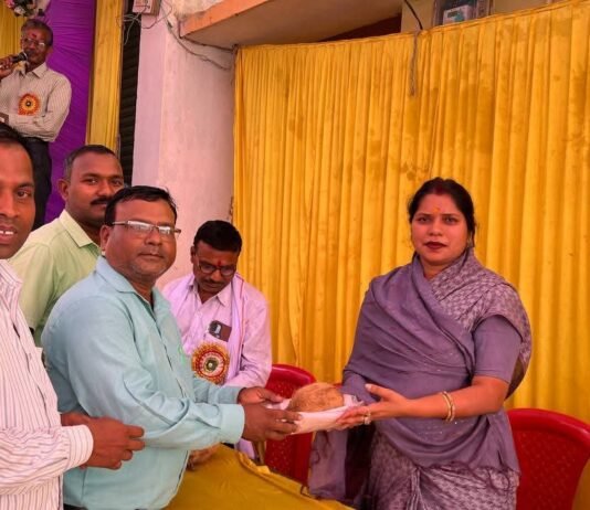 भक्ति, श्रद्धा और संस्कार का अद्भुत संगम, गोपालपुरी में आयोजित श्रीरामचरित मानसगान प्रतियोगिता में मुख्य अतिथि के रूप में शामिल हुई भाजपा प्रदेश उपाध्यक्ष रंजना साहू