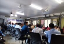 नशे के खिलाफ साइकिल पर जंग : धमतरी के तुलसीराम निकले नेपाल