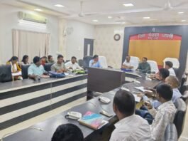 आत्मनिर्भरता दलहन मिशन के तहत धमतरी जिले का केन्द्रीय दल ने किया भ्रमण, चना फसल प्रदर्शन और बीज उत्पादन का लिया जायजा