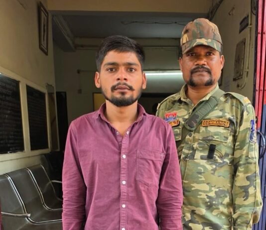 अवैध हथियार के साथ युवक गिरफ्तार – धमतरी पुलिस की बड़ी कार्यवाही, पिस्टल व जिंदा कारतूस जब्त