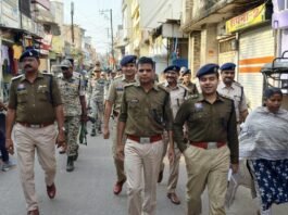 होली त्योहार को लेकर एसपी धमतरी के नेतृत्व में पुलिस एवं प्रशासन की संयुक्त फ्लैग मार्च, असामाजिक तत्वों को कड़ी चेतावनी