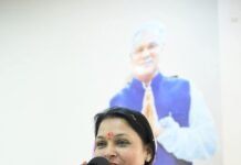 हर घर में लोग एलपीजी सिलेंडर के लिए दर-दर भटक रहे हैं, ‘मोदी की गारंटी’ के तहत 500 रुपये में गैस सिलेंडर देने का वादा कब होगा पूरा – तारिणी चंद्राकर