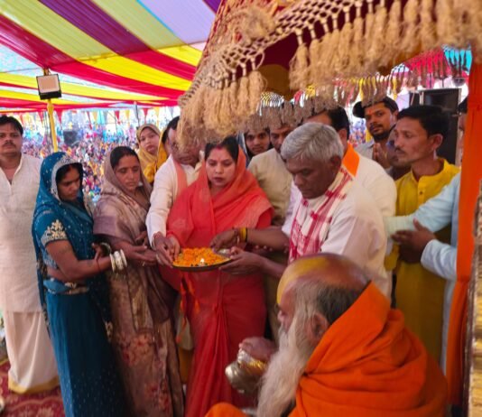 श्री विष्णु महायज्ञ एवं सत्संग में शामिल हुईं रंजना साहू, पूज्य गुरुदेव से लिए आशीर्वाद