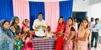 तेंदुकोना में शेड निर्माण कार्य का भूमिपूजन, ग्रामीणों को मिलेगी बेहतर सुविधा – विधायक ओंकार साहू