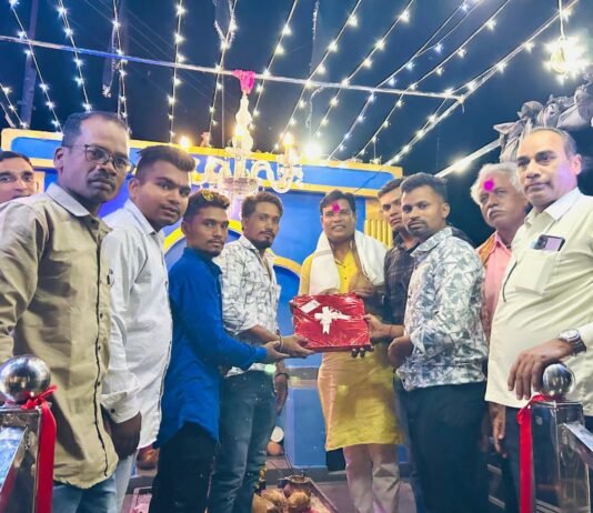 हनुमान जन्मोत्सव पर ग्राम भोथीपार में लोक मंडाई का भव्य आयोजन, विधायक ओंकार साहू की उपस्थिति में विकास कार्यों का लोकार्पण एवं घोषणा