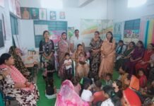 सुपोषित समाज की ओर बढ़ता धमतरी : अंबेडकर वार्ड आंगनबाड़ी में सुपोषण चौपाल एवं अन्नप्राशन कार्यक्रम संपन्न