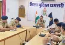 शीतला मंदिर चोरी की घटनाओं पर एसपी धमतरी का बड़ा एक्शन, उच्चस्तरीय समीक्षा बैठक लेकर अधिकारियों को दिए सख्त निर्देश