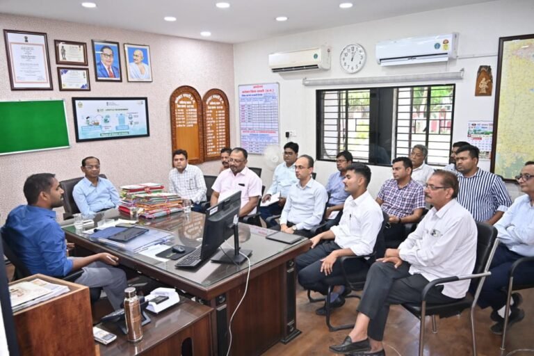 धमतरी में 150 करोड़ के कंप्रेस्ड बायो गैस संयंत्र स्थापना पर मंथन हरित ऊर्जा, औद्योगिक निवेश और रोजगार सृजन की दिशा में बड़ा कदम