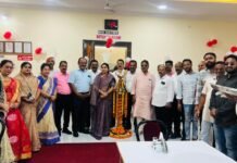 धमतरी में खुला इंडियन कॉफी हाउस,भाजपा प्रदेश उपाध्यक्ष रंजना साहू शुभारंभ में अतिथि के रूप में हुई शामिल