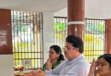 प्रधानमंत्री नरेंद्र मोदी के 4399 दिनों के स्वर्णिम एवं ऐतिहासिक नेतृत्व पर मां तुलजा भवानी मंदिर में विशेष पूजा-अर्चना