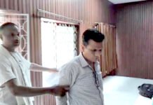 ग्रेच्युटी के नाम पर रिश्वत का खेल बेनकाब, धमतरी में एसीबी के जाल में फंसा कर्मचारी