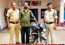 अवैध शराब के परिवहन पर लगातार प्रहार, तीन अलग-अलग मामलों में 03 आरोपी गिरफ्तार