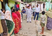 महापौर रामू रोहरा ने रामपुर (डबरीपारा) क्षेत्र का किया निरीक्षण, जल निकासी एवं सफाई व्यवस्था दुरुस्त करने दिए निर्देश