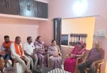 “12 साल विश्वास के, विकास के, जनकल्याण के” अभियान के तहत रंजना साहू ने किया व्यापक जनसंपर्क