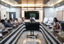 शिक्षा की गुणवत्ता पर जिला पंचायत सीईओ का फोकस, कमजोर प्रदर्शन पर सुधारात्मक कार्रवाई के निर्देश