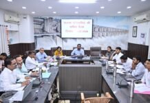 राजस्व प्रकरणों का समयबद्ध निराकरण सर्वोच्च प्राथमिकता : कलेक्टर अबिनाश मिश्रा