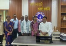 बेलर-बरबांधा के स्कूलों में शिक्षकों की कमी: जिला पंचायत अध्यक्ष अरुण सार्वा से मिले जनप्रतिनिधि, अतिरिक्त शिक्षकों की मांग