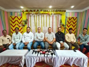 CG 05 EXPO Unity Event धमतरी से शुरू हुआ राष्ट्रीय स्तर का साउंड एवं लाइट व्यापार मेला है, जो व्यापार, तकनीकी नवाचार और पर्यटन को बढ़ावा देने का कार्य कर रहा है।