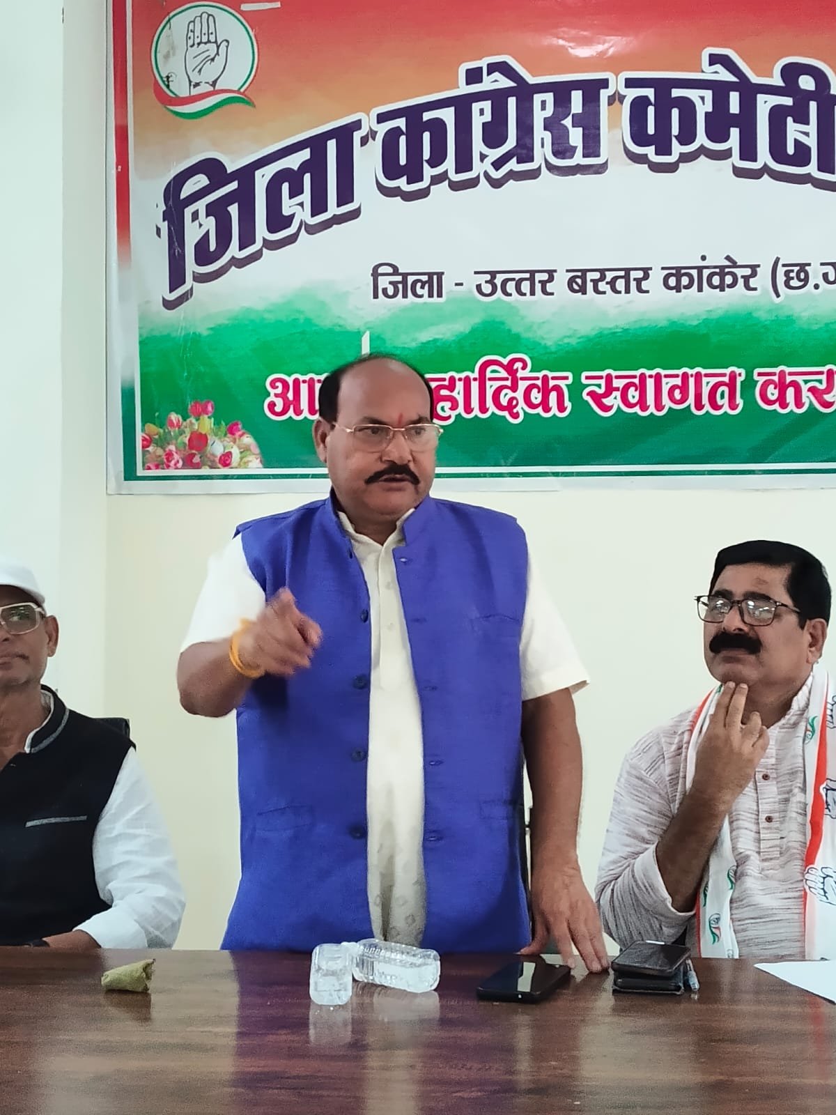 कांकेर में स्मार्ट मीटर और महंगी बिजली के विरोध में कांग्रेस की समीक्षा बैठक