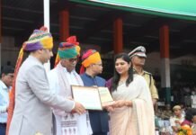 दंत चिकित्सा के क्षेत्र में उत्कृष्ट कार्य के लिए धमतरी की बेटी डॉ. रितिका जैन कोटा राजस्थान में सम्मानित