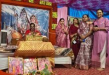 भक्ति और आस्था से सराबोर हुआ बूढ़ेश्वर महादेव मंदिर परिसर, आयोजित शिव महापुराण कथा में शामिल हुईं रंजना साहू