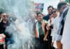 वोट चोरी के खिलाफ कांग्रेस का उग्र प्रदर्शन: पीएम, गृहमंत्री और मुख्य चुनाव आयुक्त का फूंका पुतला; कलेक्ट्रेट घेराव कर ज्ञानेश कुमार की गिरफ्तारी की मांग