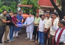 धमतरी निगम को मिले दो नए ट्रैक्टर, सफाई और जल व्यवस्था को मिलेगी रफ्तार
