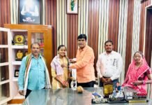 ग्राम बलियारा की बेटी मोनिका साहू का एमबीबीएस में चयन, विधायक ओंकार साहू ने दी शुभकामनाएं