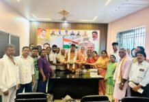 विधायक ओंकार साहू के प्रयासों से आमदी को मिली मांगलिक भवन की सौगात, कांग्रेसजनों ने जताया आभार