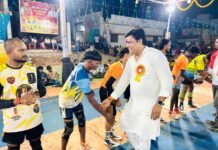 ग्राम पोटियाडीह में कबड्डी प्रतियोगिता में शामिल हुए विधायक ओंकार साहू