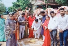 मुख्य अतिथि महापौर रामू रोहरा ने किया सोरिद वार्ड में 7.94 लाख रुपये की लागत से सीसी रोड निर्माण कार्य का भूमिपूजन