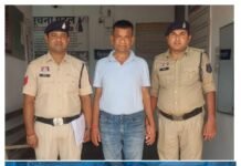 पायलीखंड खदान से 146 हीरे चोरी कर बेचने निकला आरोपी गिरफ्तार, 10.15 लाख की जब्ती