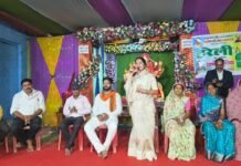 नवरात्र पर मड़ईभाठा में बिखरे छत्तीसगढ़ी संस्कृति के रंग,भाजपा प्रदेश उपाध्यक्ष रंजना साहू के मुख्य आतिथ्य में हुआ शुभारंभ